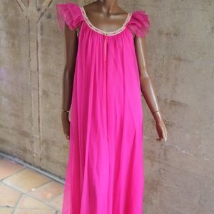 1960s Vintage Fuchsia Nightgown with Outerwear